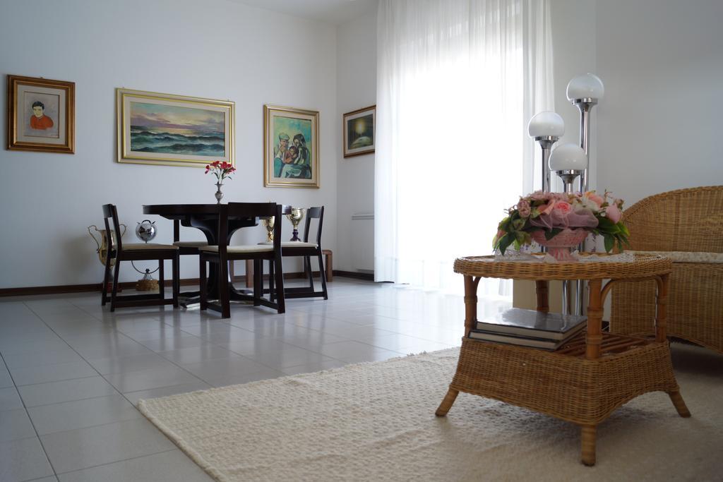 Il Melograno Bed & Breakfast Oristano Exterior photo